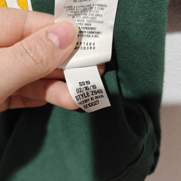 Green Bay Packers Shirt Women's Large V Neck NFL Team Apparel - Picture 3 of 4